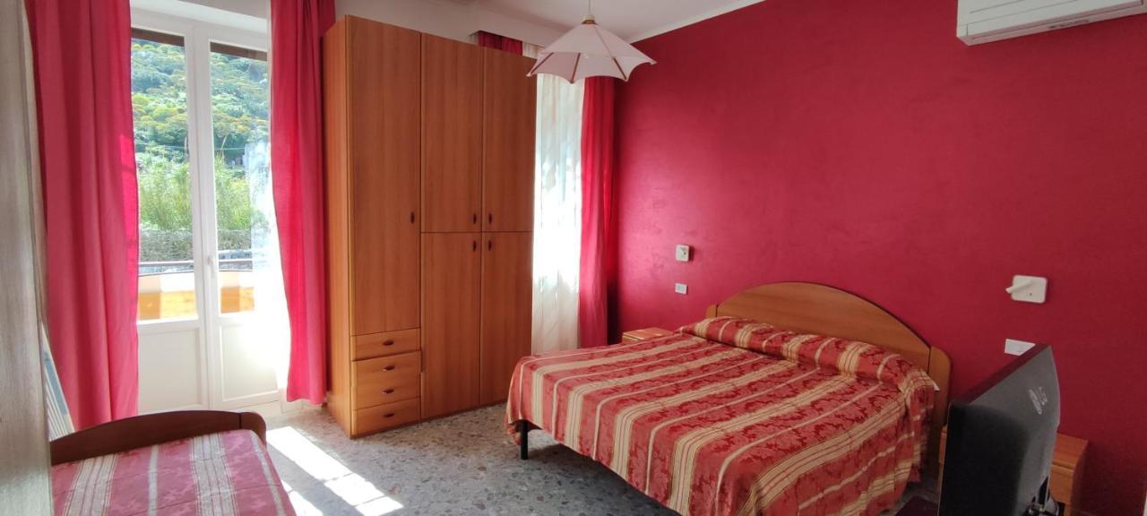 Chiaia Apartments Ponza Exterior photo
