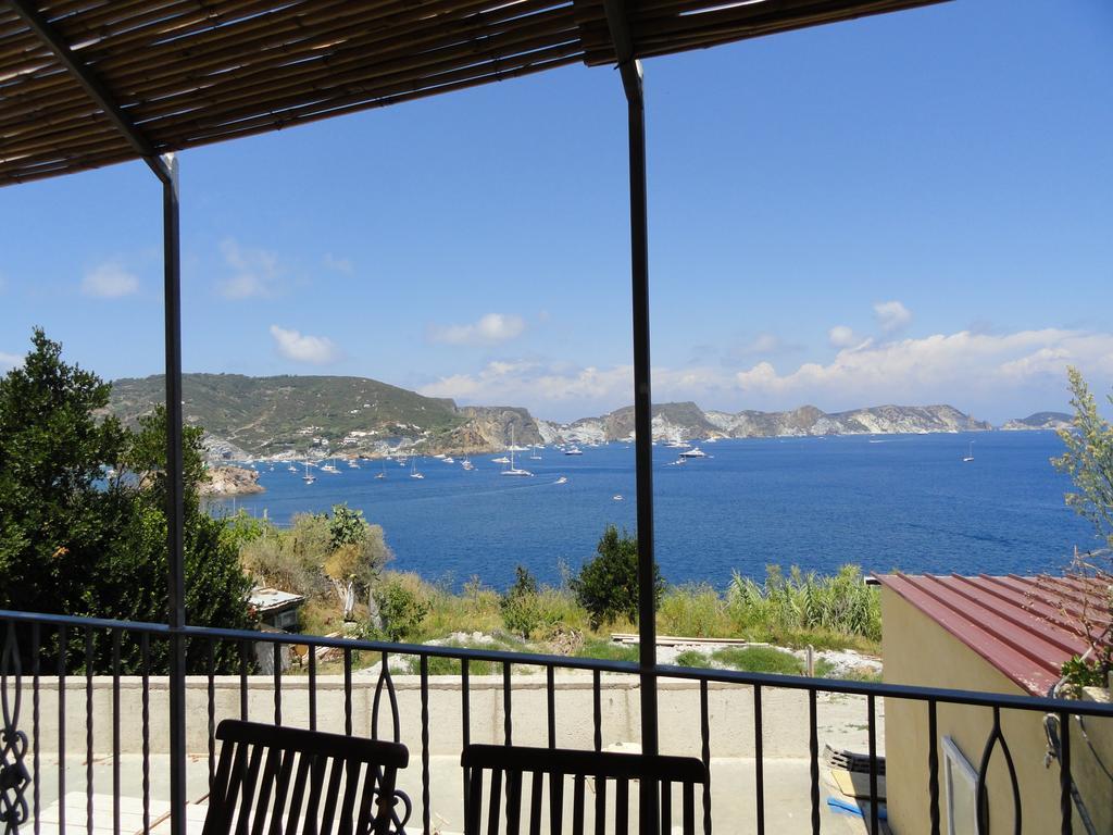 Chiaia Apartments Ponza Room photo